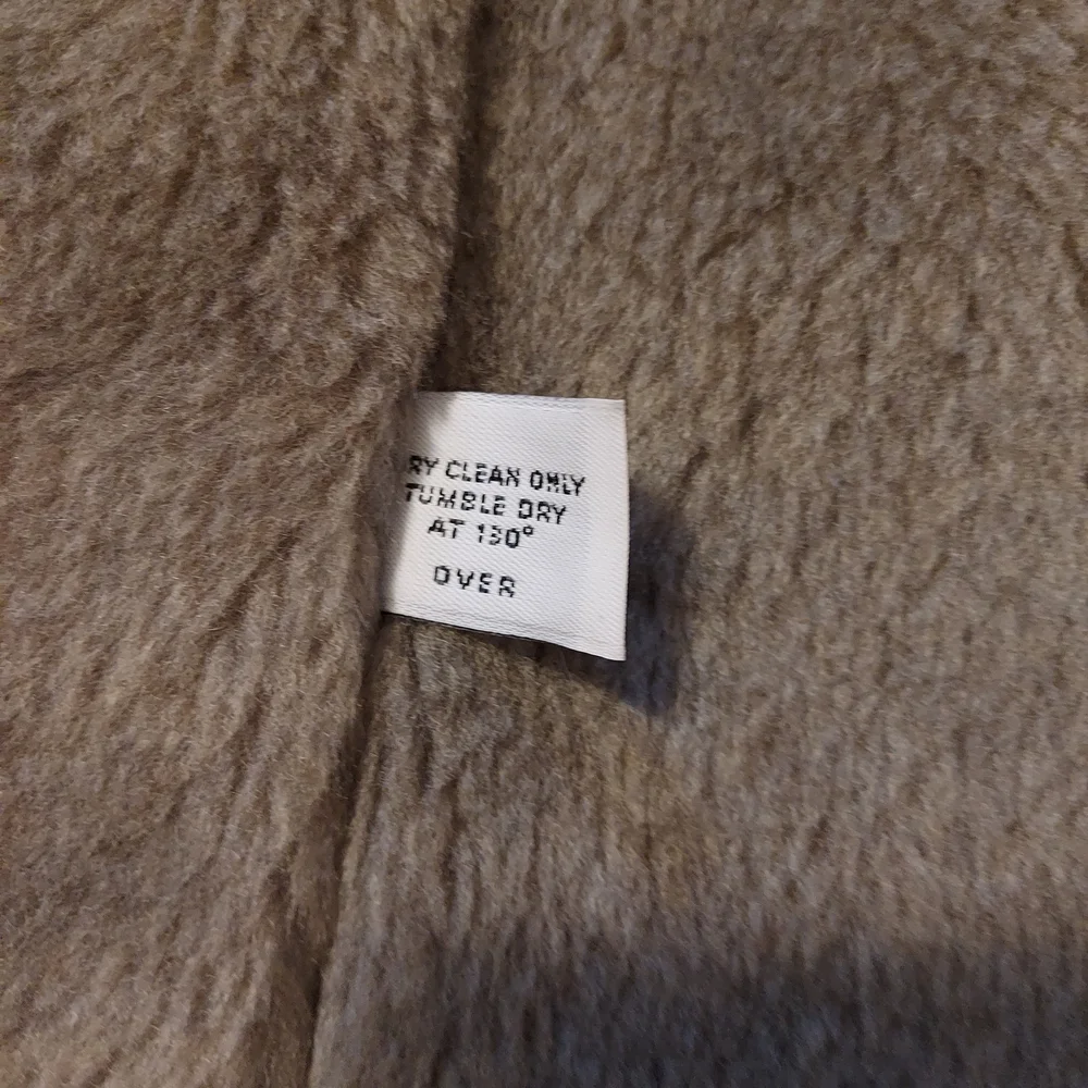 London Fog Vintage Beige Trench Coat With Removable Faux Fur Lining 48L NWOT - Picture 4 of 7
